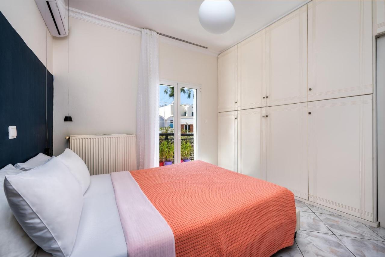 Modern 2 Bed Apartment In Downtown Of Fira Extérieur photo